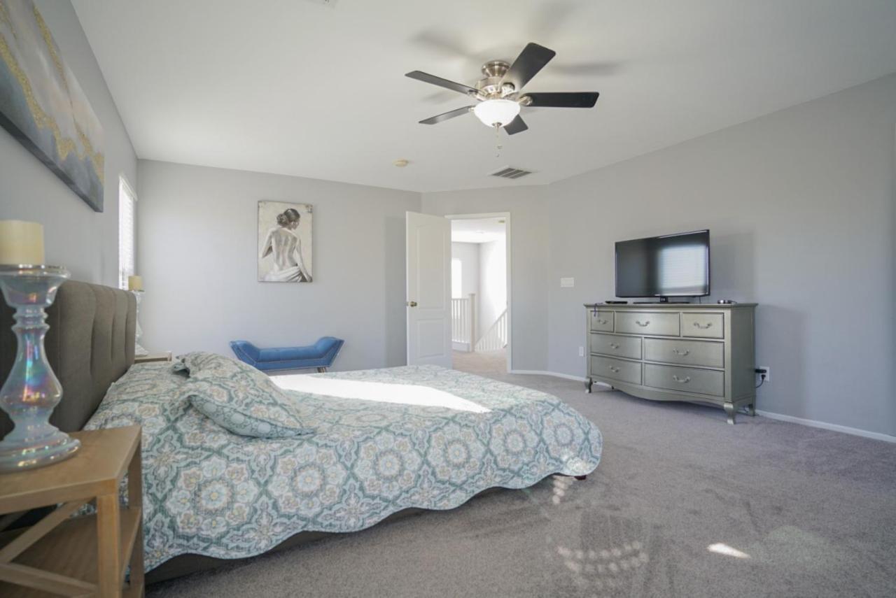Ultra Modern Las Vegas Home 20min From The Strip Exterior foto